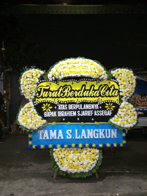 Papan Bunga Duka di Welesi